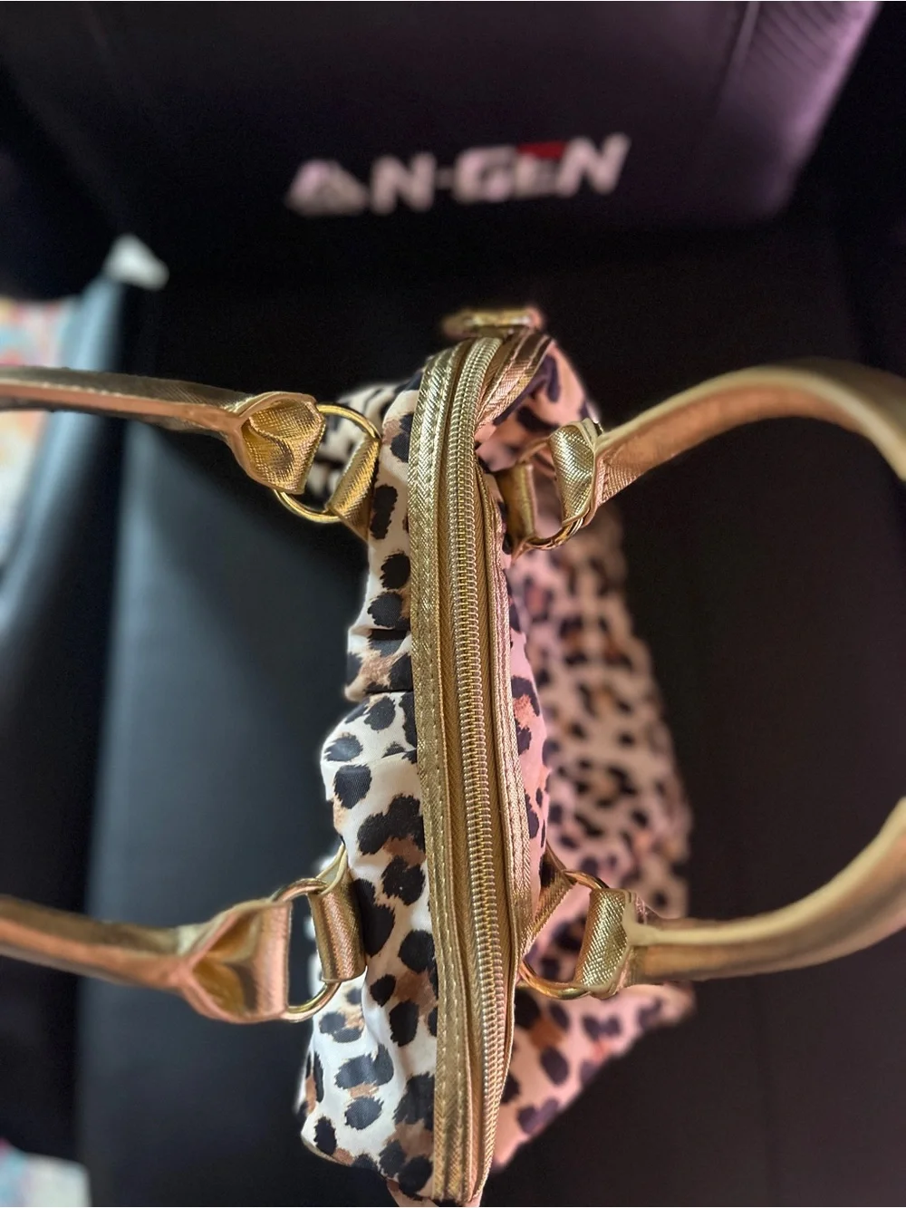 N/A stylish leopard